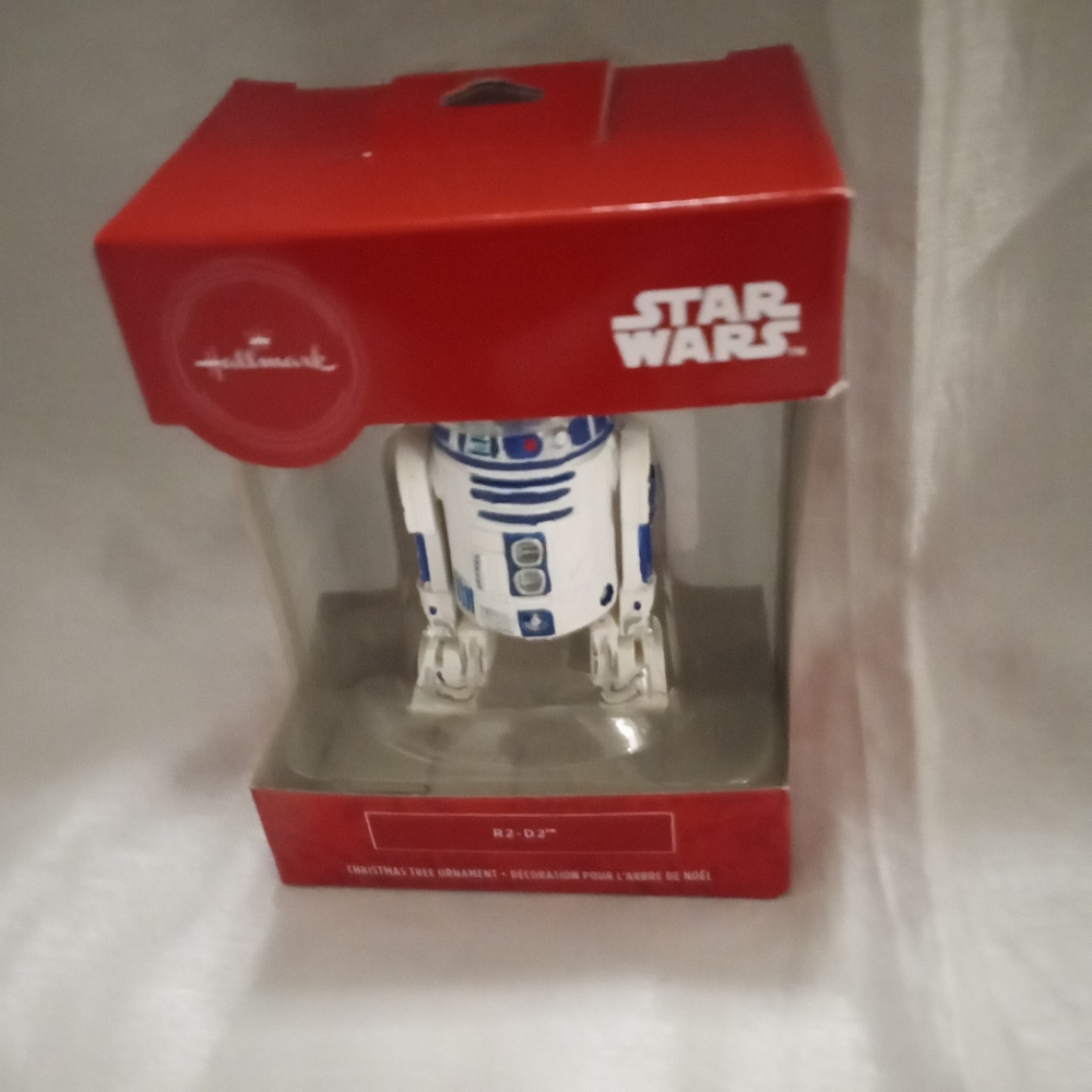 Hallmark Star Wars R2-D2 Ornament in Red Box